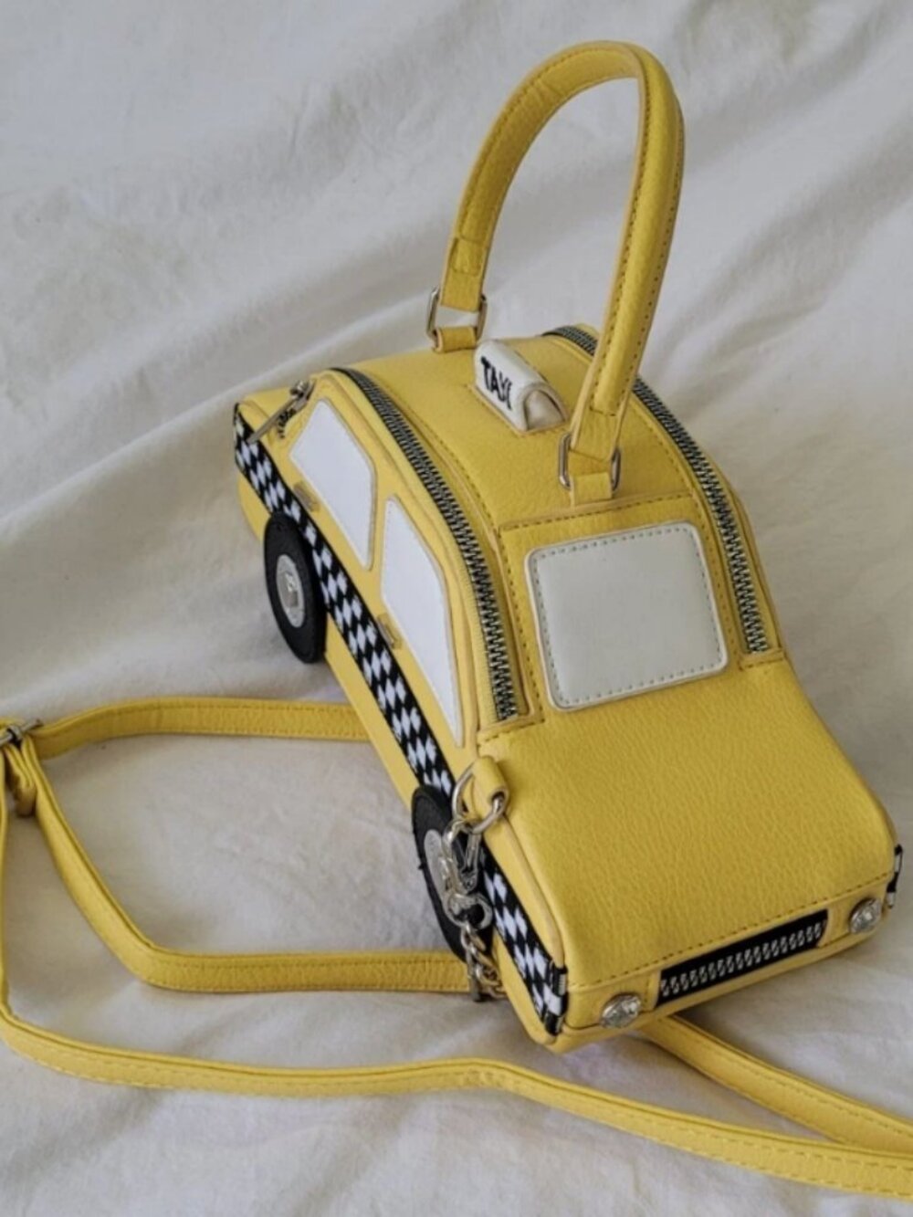 NY Taxi Cute Yellow Hand Bag with Shoulder Bag Strap YELLOW TAXI Excellent - Picture 10 of 10